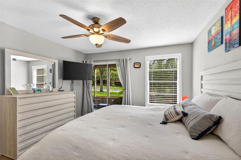 2003 Lennox Road East, Unit 2003 Palm Harbor, FL 34683 - Photo 22 of 40