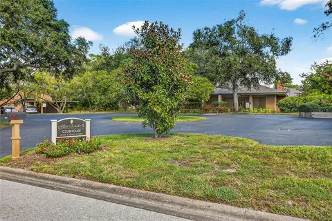 $274,500 | 2003 Lennox Road East, Unit 2003, Palm Harbor, FL 34683