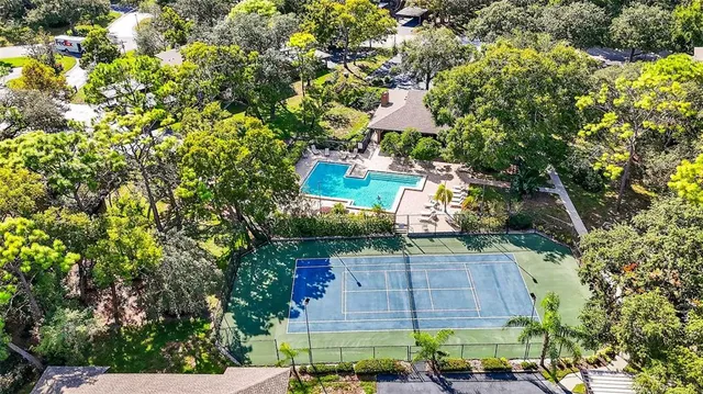 $274,500 | 2003 Lennox Road East, Unit 2003, Palm Harbor, FL 34683