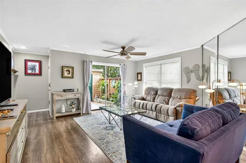 $274,500 | 2003 Lennox Road East, Unit 2003, Palm Harbor, FL 34683