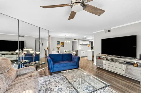 $274,500 | 2003 Lennox Road East, Unit 2003, Palm Harbor, FL 34683