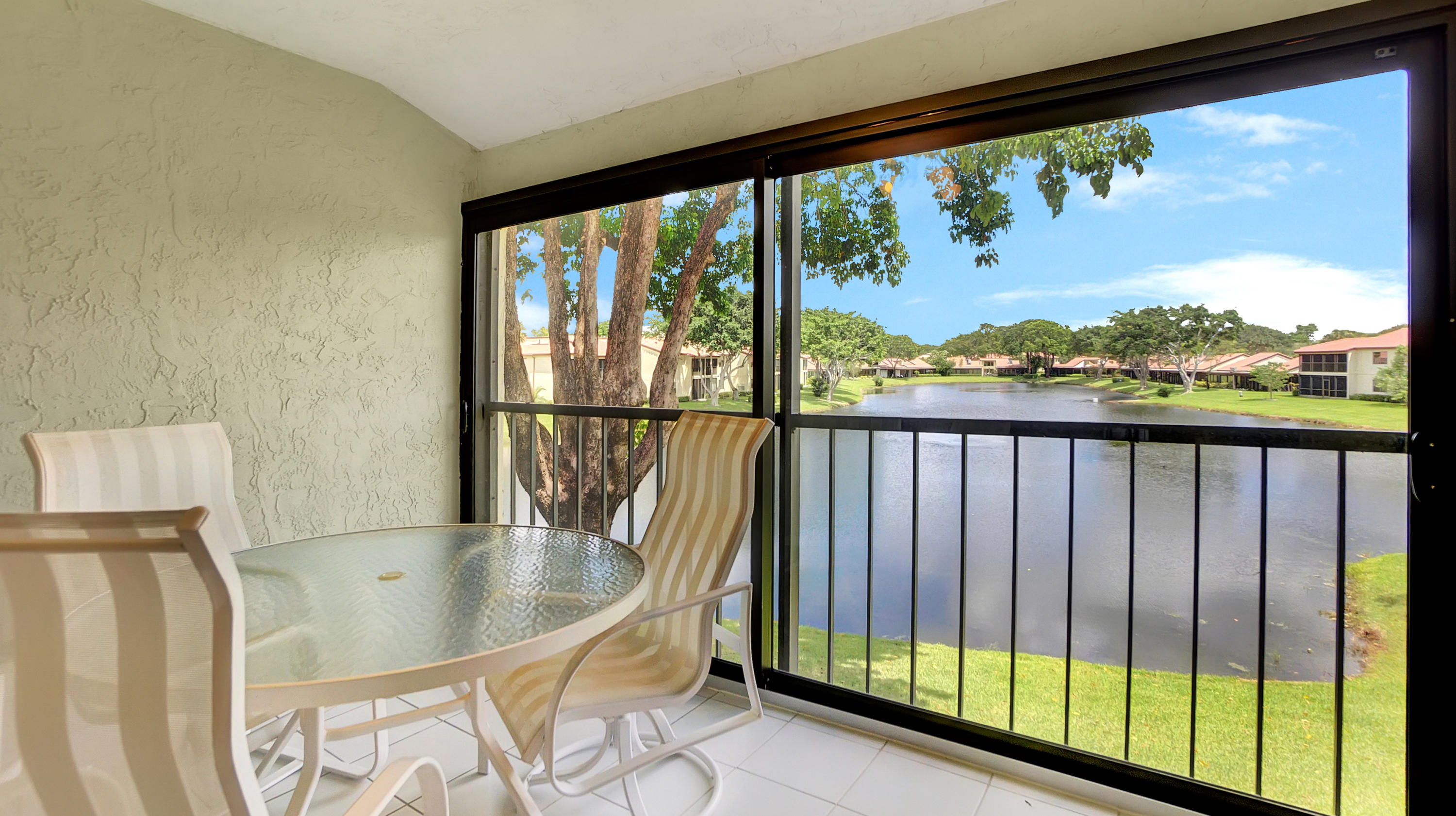 21743 Arriba Real, Unit 28I Boca Raton, FL 33433 - Photo 4 of 25 DSC04773
