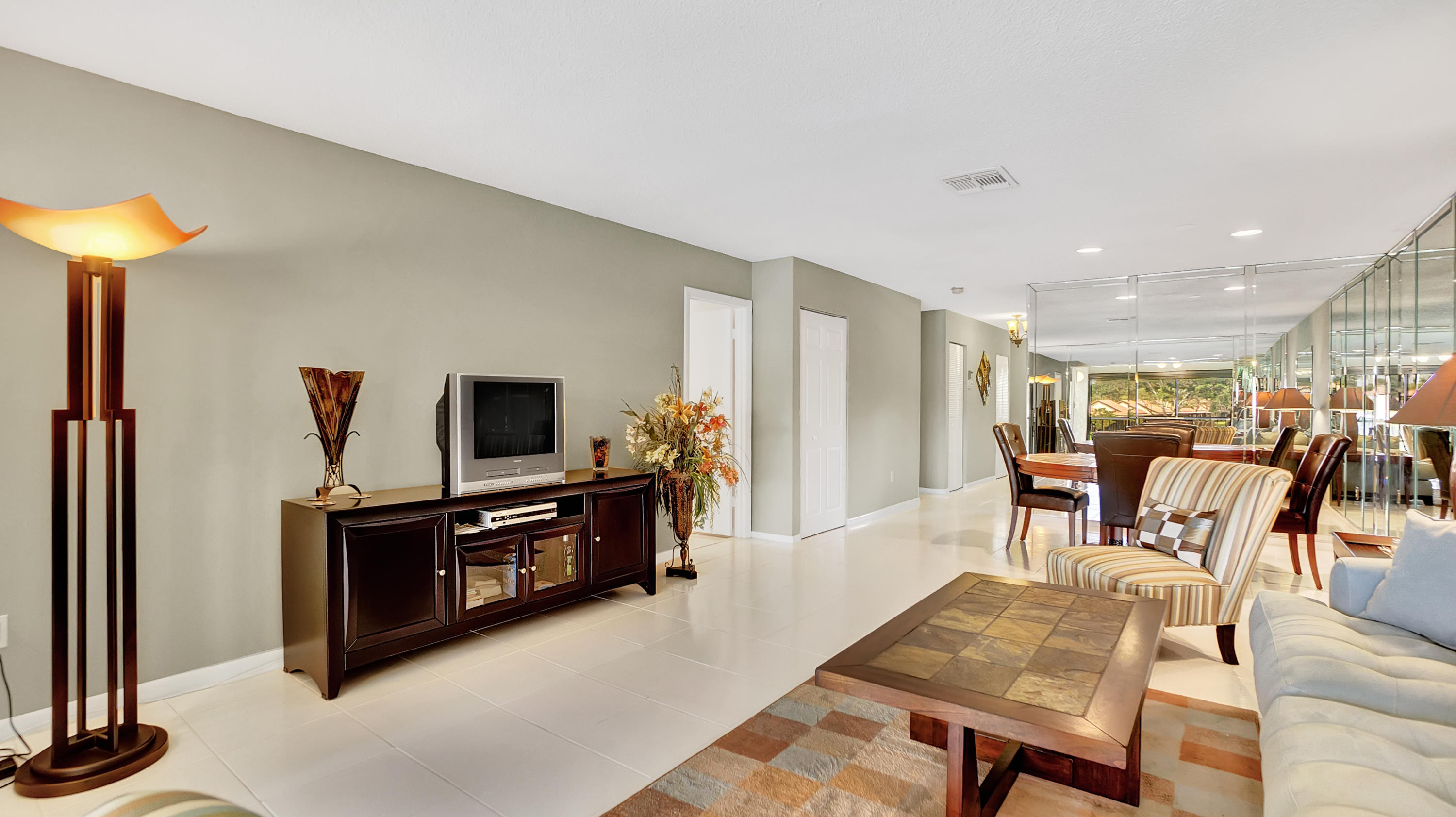21743 Arriba Real, Unit 28I Boca Raton, FL 33433 - Photo 5 of 25 DSC04783