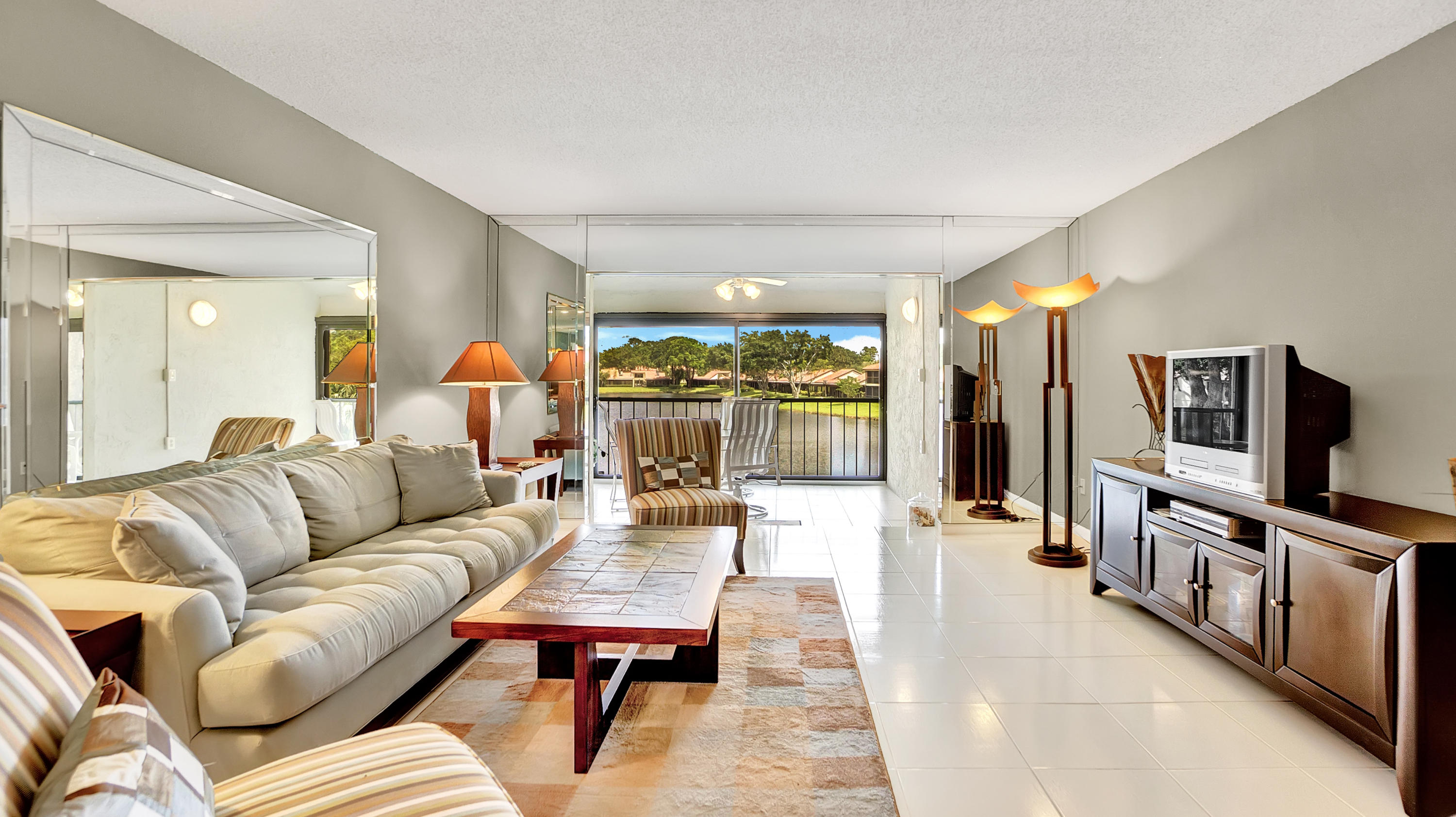 21743 Arriba Real, Unit 28I Boca Raton, FL 33433 - Photo 6 of 25 DSC04788