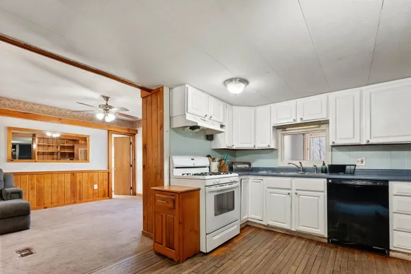 $285,000 | 68 Colburn Farm Road, Newbury, NH 03255