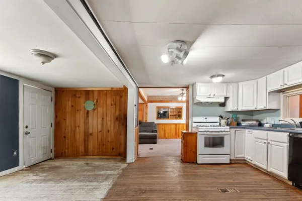 $285,000 | 68 Colburn Farm Road, Newbury, NH 03255