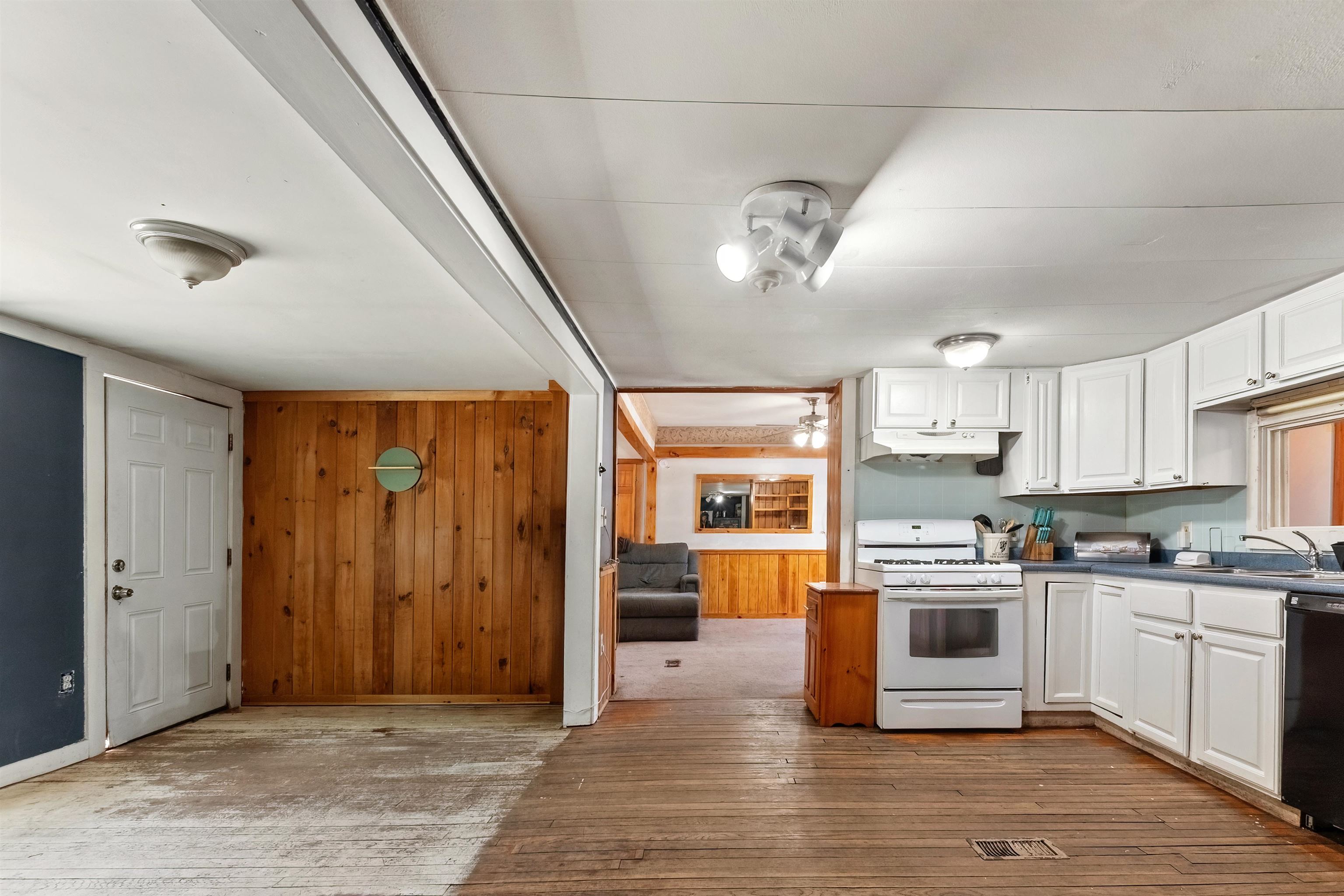 68 Colburn Farm Road Newbury, NH 03255 - Photo 19 of 40