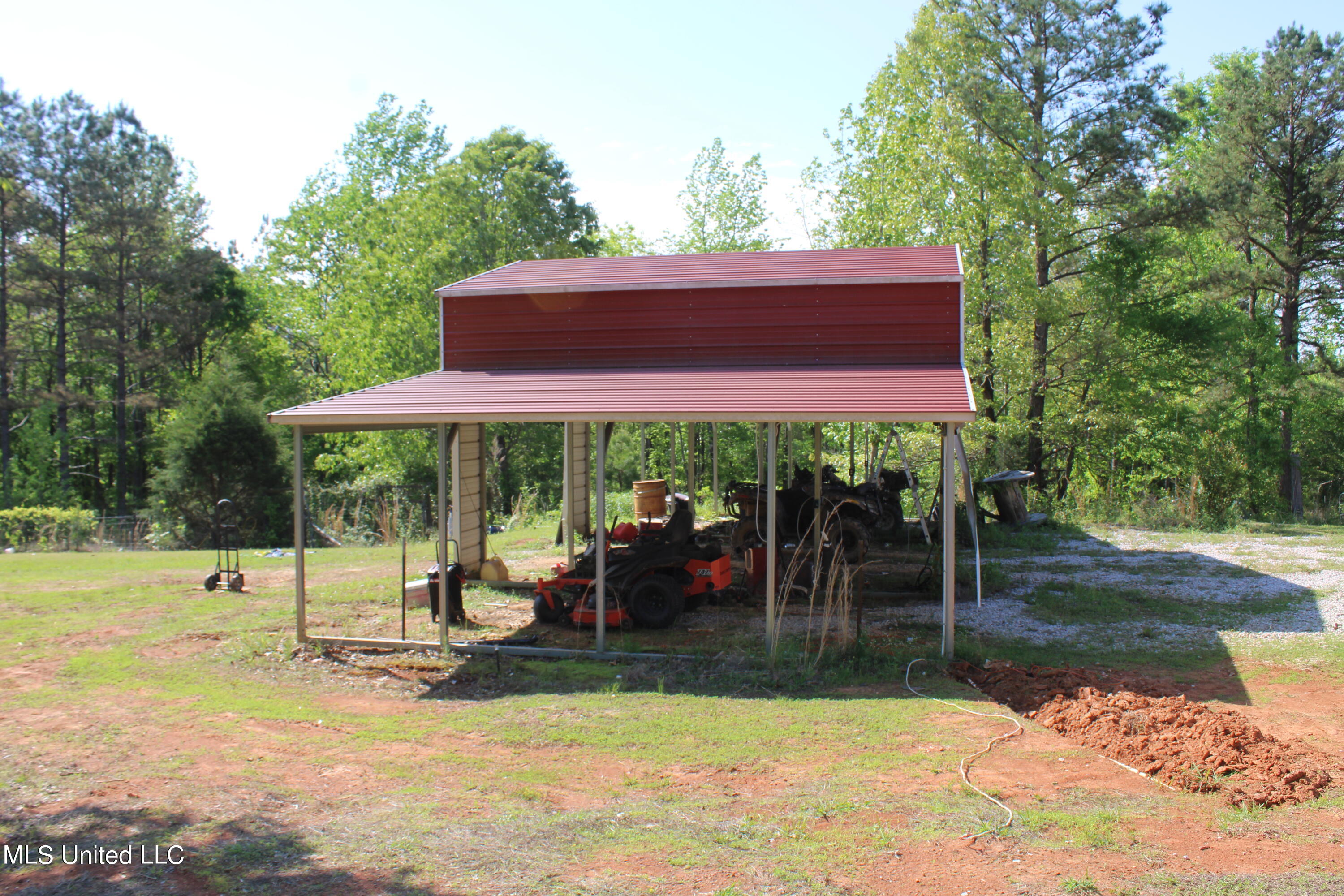 361 Brents Road Potts Camp, MS 38659 - Photo 7 of 23 IMG_3739