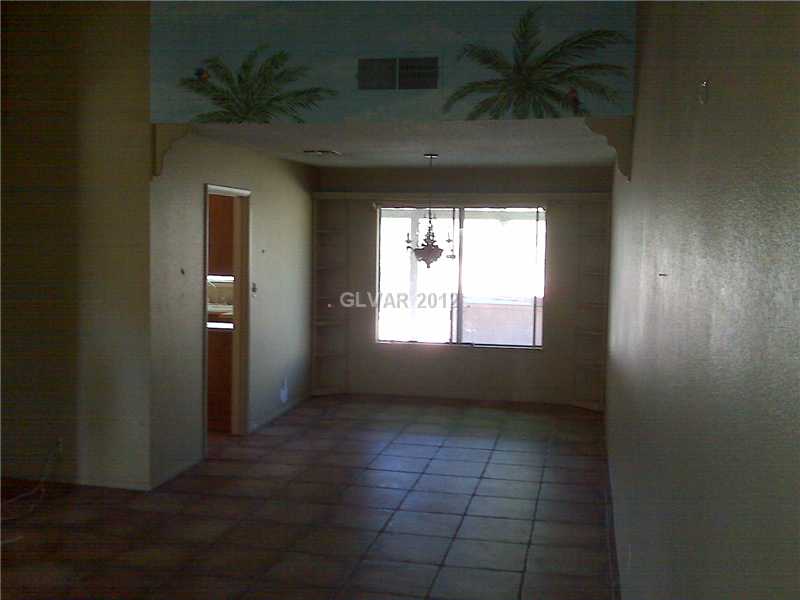 2417 Doherty Way Henderson, NV 89014 - Photo 3 of 19 Dining Room.