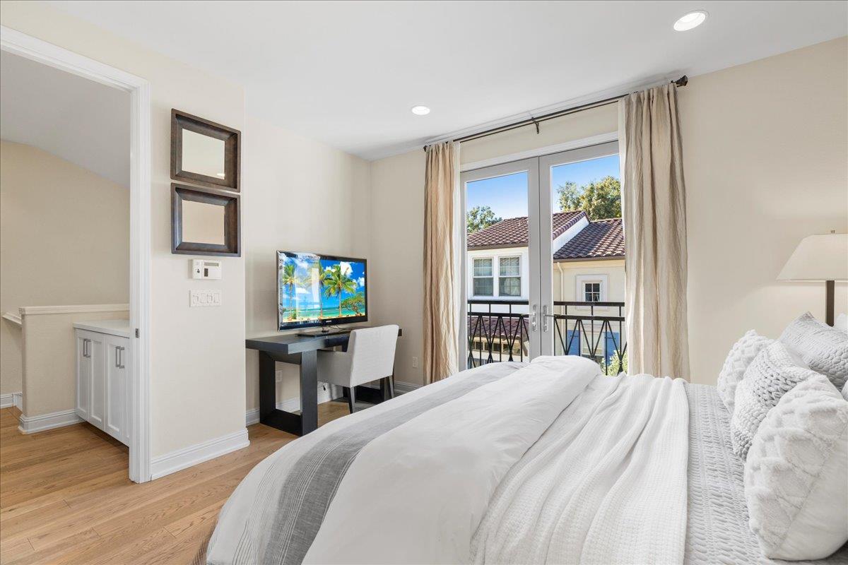 725 Reflection Way Mountain View, CA 94043 - Photo 25 of 39 a bedroom with a bed furniture and a window
