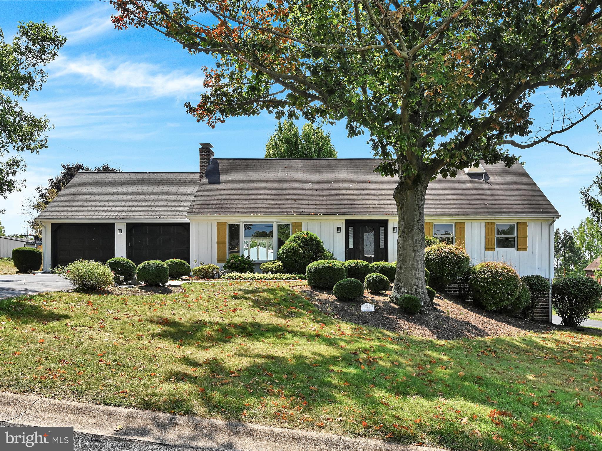 114 Maple Farm Road Ephrata, PA 17522 - Photo 3 of 66 BAB_5590