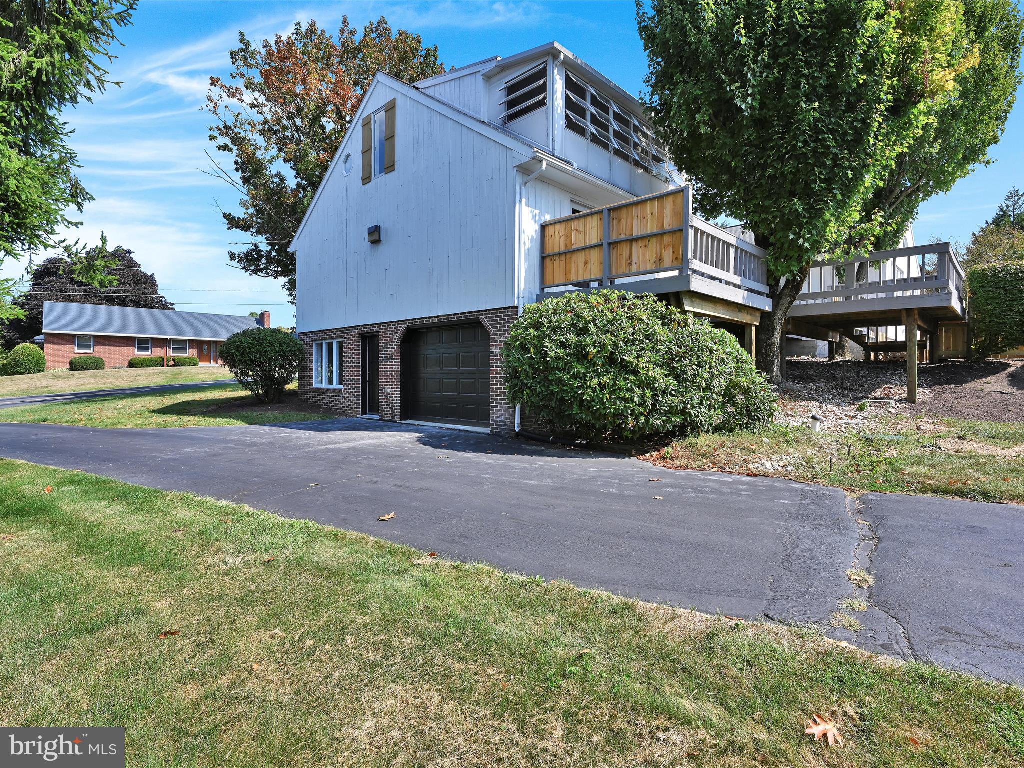 114 Maple Farm Road Ephrata, PA 17522 - Photo 6 of 66 BAB_5575