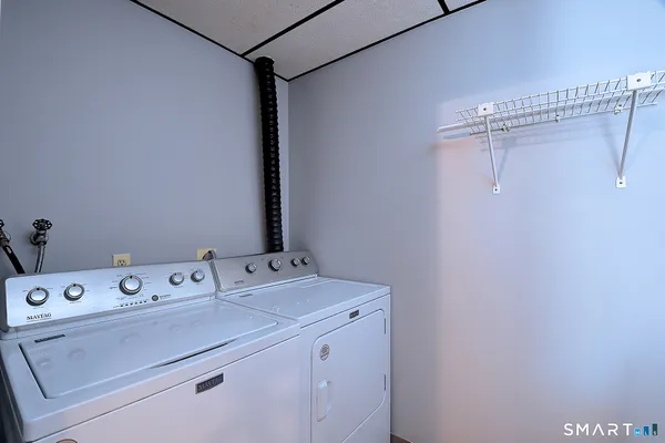 $349,900 | 22 Dutton Pl Way, Unit 22, Glastonbury, CT 06033