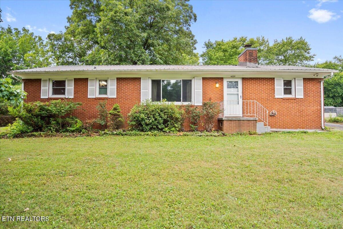 4201 Sullivan Road Knoxville, TN 37921 - Photo 1 of 25 01-Exterior