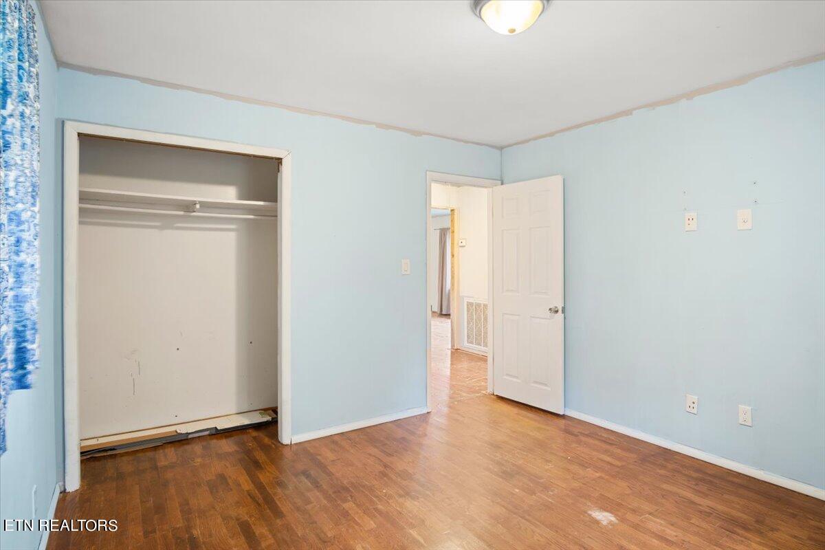 4201 Sullivan Road Knoxville, TN 37921 - Photo 20 of 25 21-Bedroom 3