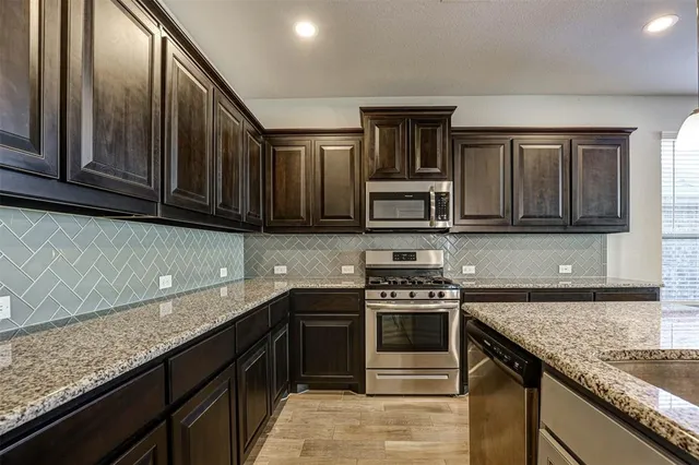 $479,900 | 2405 Blackrail Court, Argyle, TX 76226