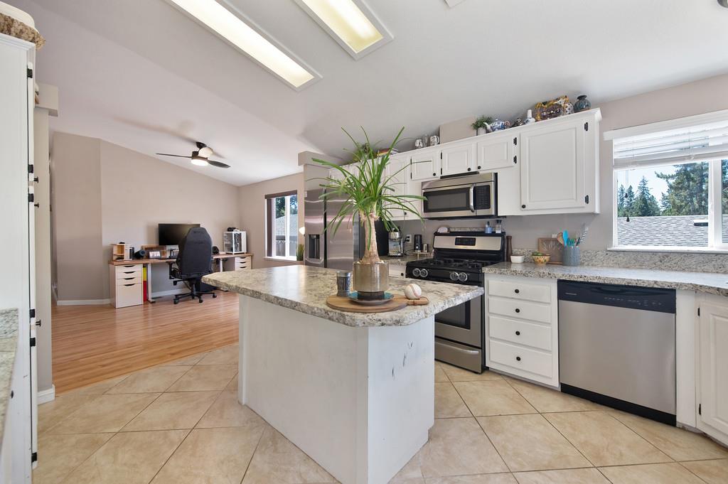 212 Glendale Road Colfax, CA 95713 - Photo 16 of 39