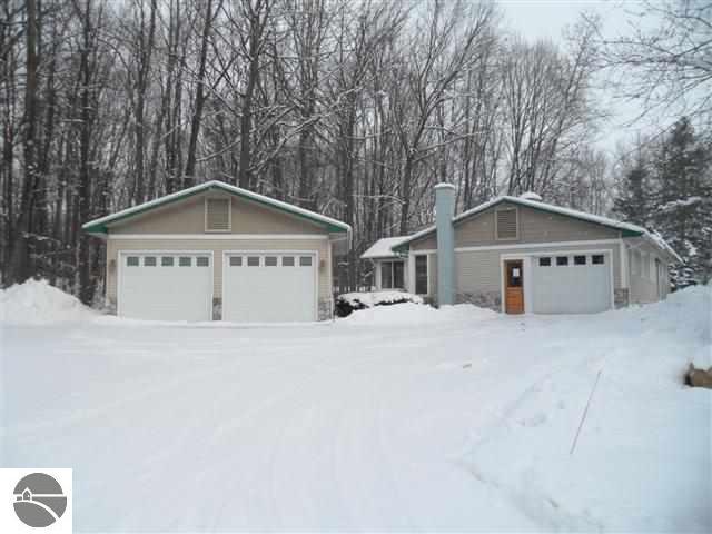 559 Bass Lake Road Traverse City, MI 49685 - Photo 3 of 41 1742212-2.JPG