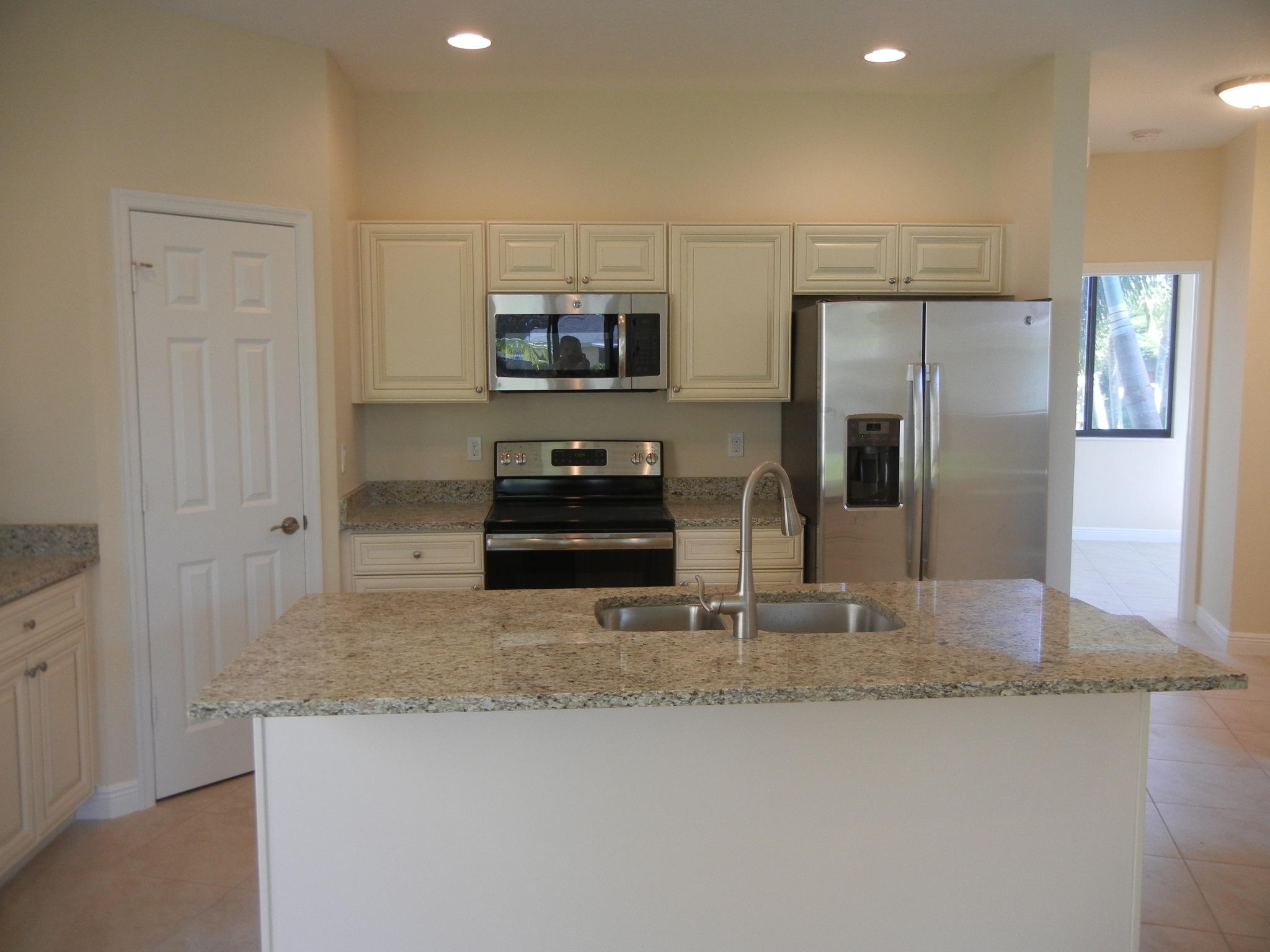 6436 Barbara Street Jupiter, FL 33458 - Photo 3 of 14 6436 BARBRA 013