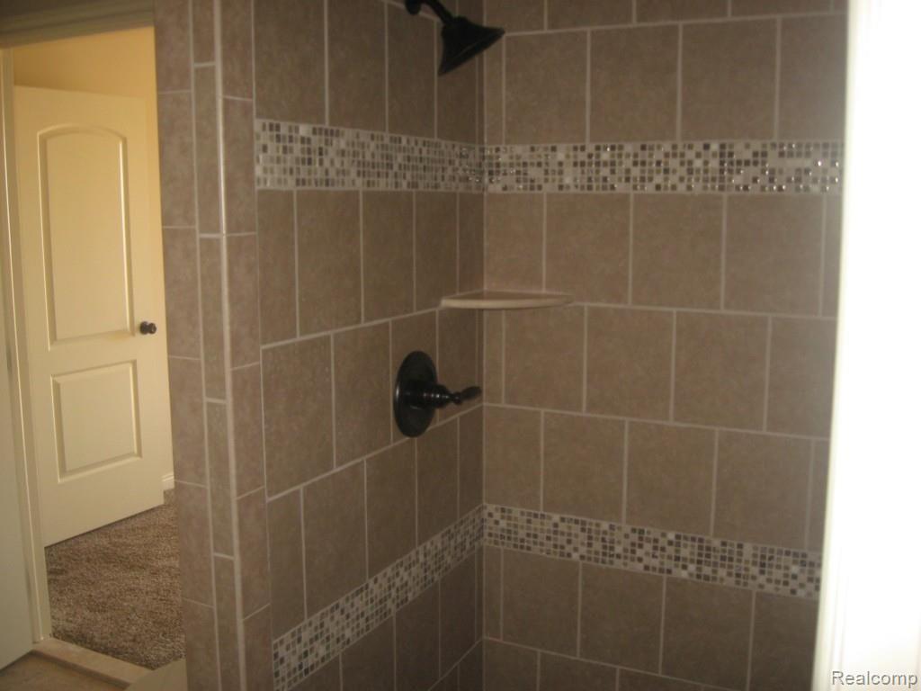 8780 Ridge Drive Washington, MI 48095 - Photo 41 of 54 IMG_2902.jpg