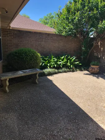 $1,550 | 400 Top Hill Drive, Tyler, TX 75703