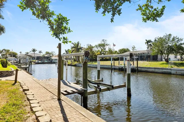 $475,000 | 198 Salem Avenue Northwest, Port Charlotte, FL 33952