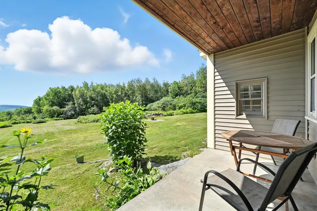 $800,000 | 200 Ham Hill Road, Cambridge, ME 04923