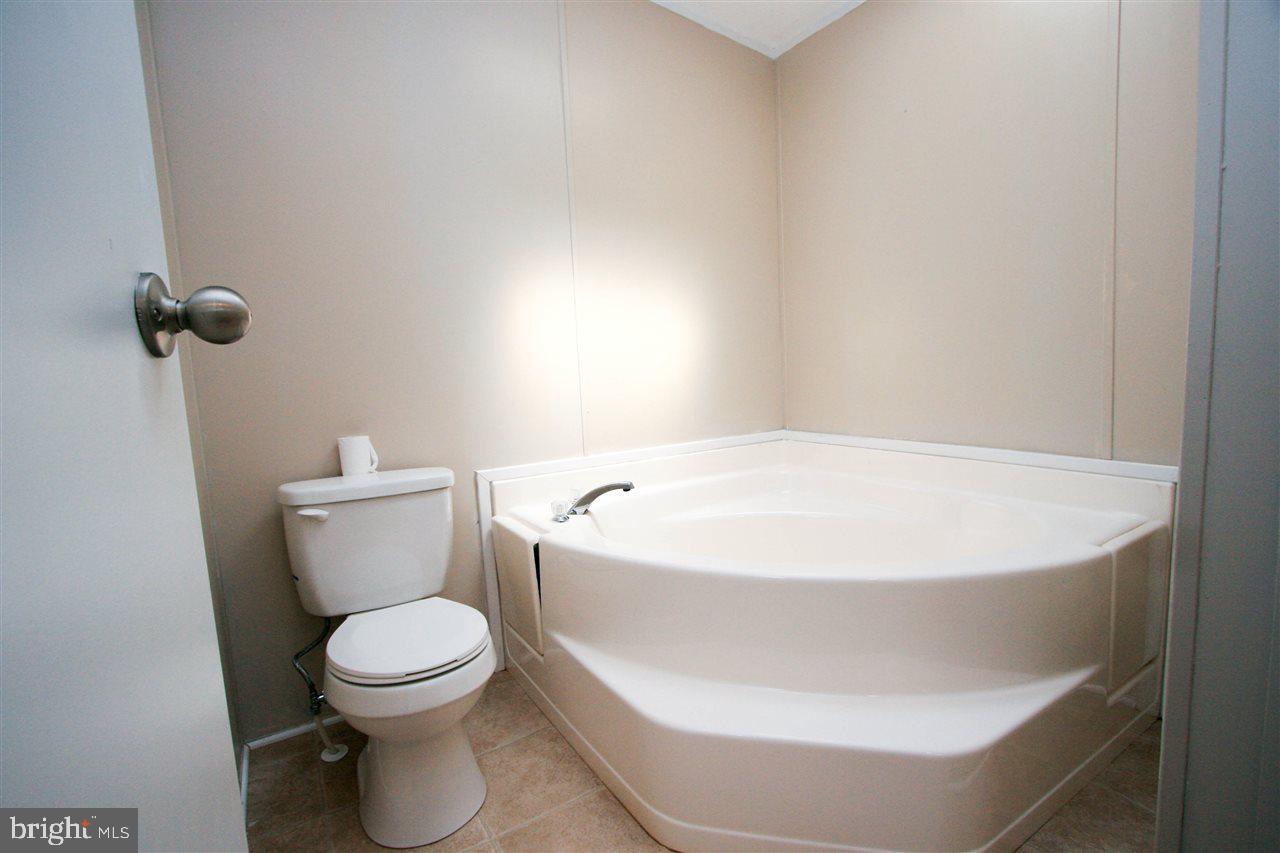 68 Dew Drop Road York, PA 17402 - Photo 21 of 35