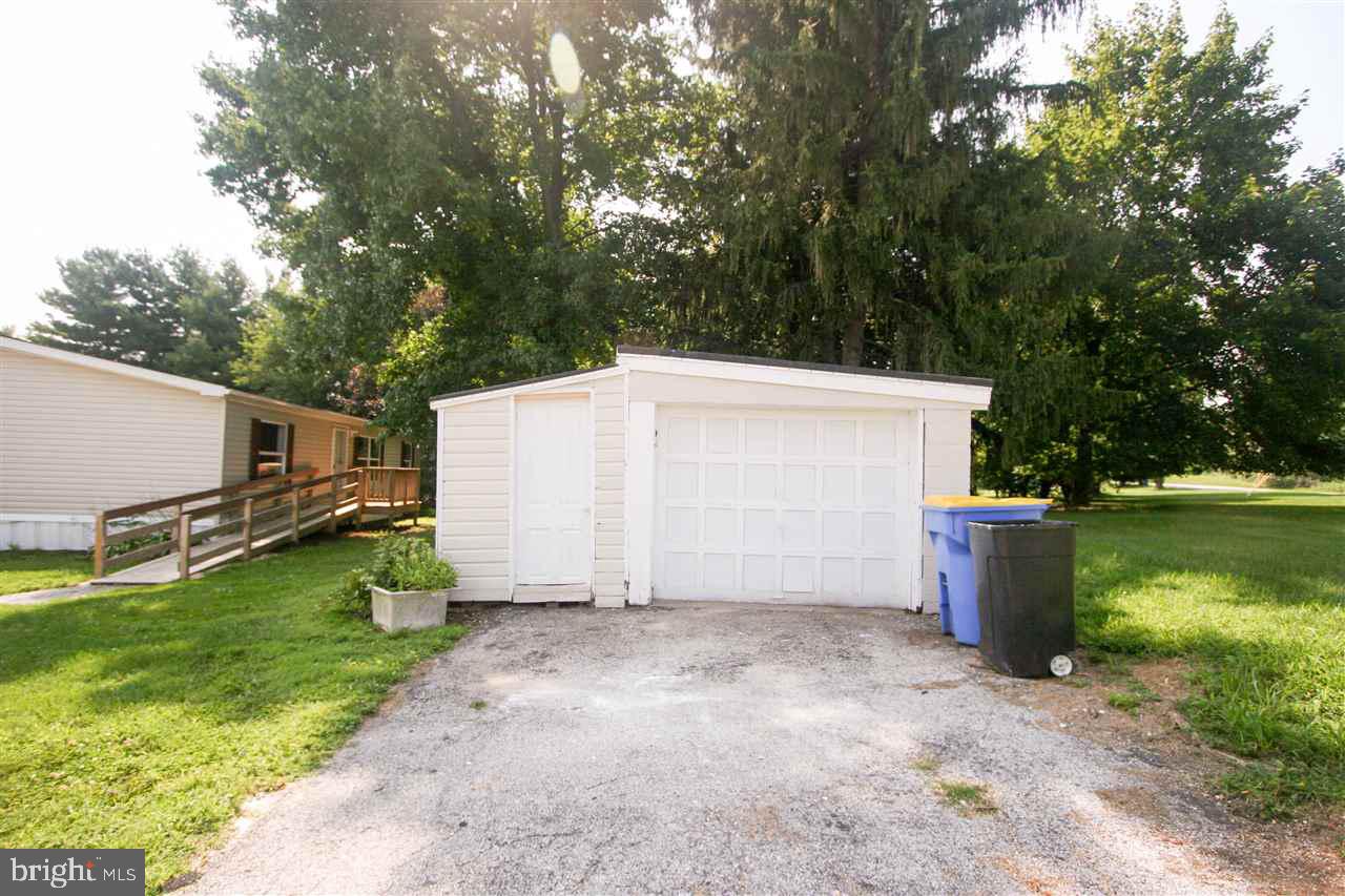 68 Dew Drop Road York, PA 17402 - Photo 33 of 35