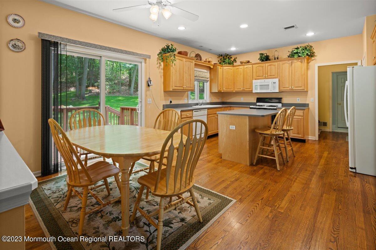 120 Bobbi's Terrace New Egypt, NJ 08533 - Photo 15 of 49 38-SR_09658