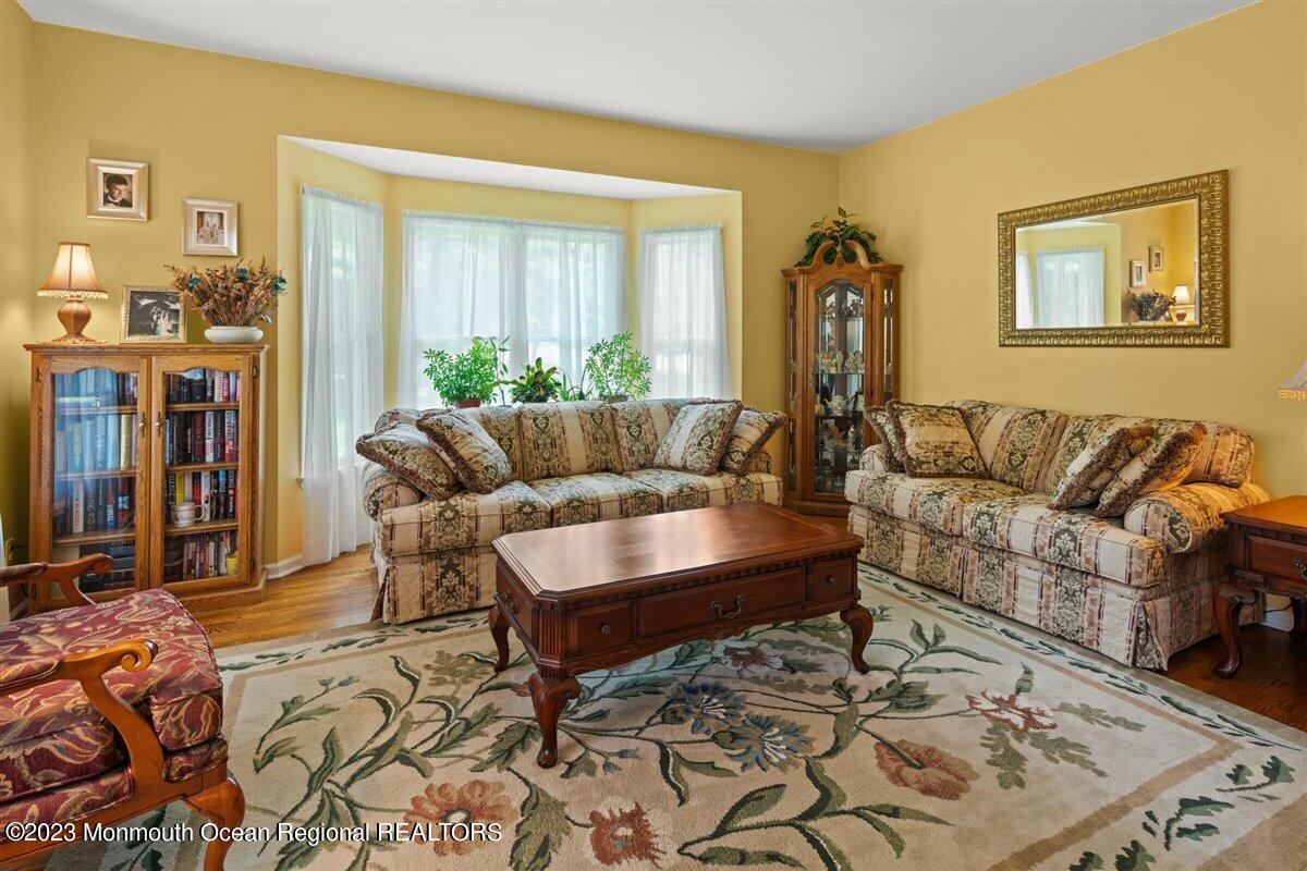 120 Bobbi's Terrace New Egypt, NJ 08533 - Photo 7 of 49 19-SR_09565