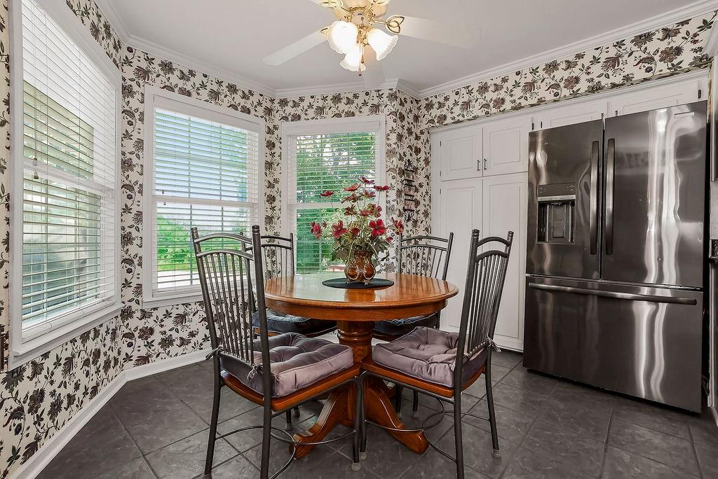 5973 Ogg Road Shawnee, KS 66218 - Photo 19 of 63