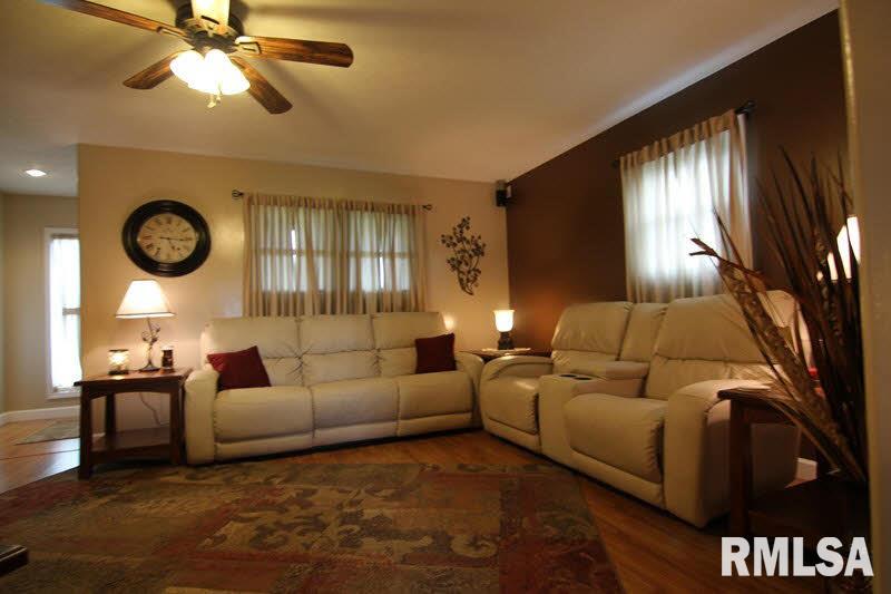 16796 Caplinger Pond Road Marion, IL 62959 - Photo 7 of 44