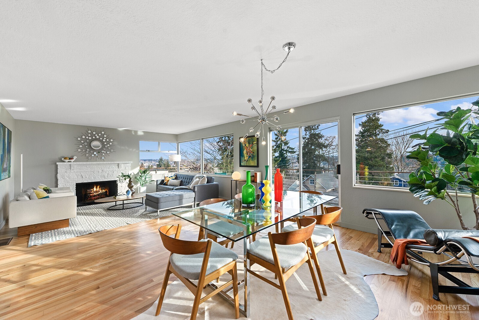 3439 24th Avenue West Seattle, WA 98199 - Photo 11 of 37