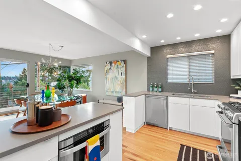 $1,495,000 | 3439 24th Avenue West, Seattle, WA 98199