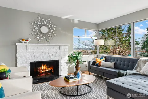 $1,495,000 | 3439 24th Avenue West, Seattle, WA 98199