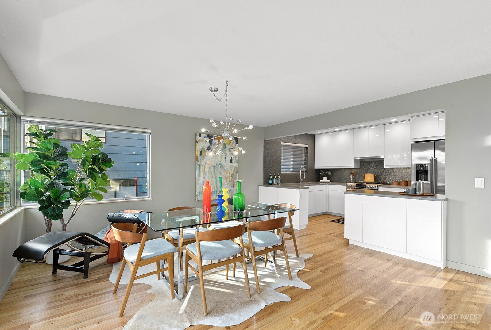 3439 24th Avenue West Seattle, WA 98199 - Photo 10 of 37