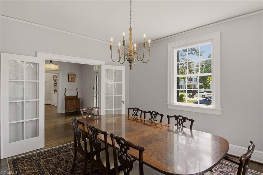 419 Stratford Road Northwest Winston-Salem, NC 27104 - Photo 10 of 37