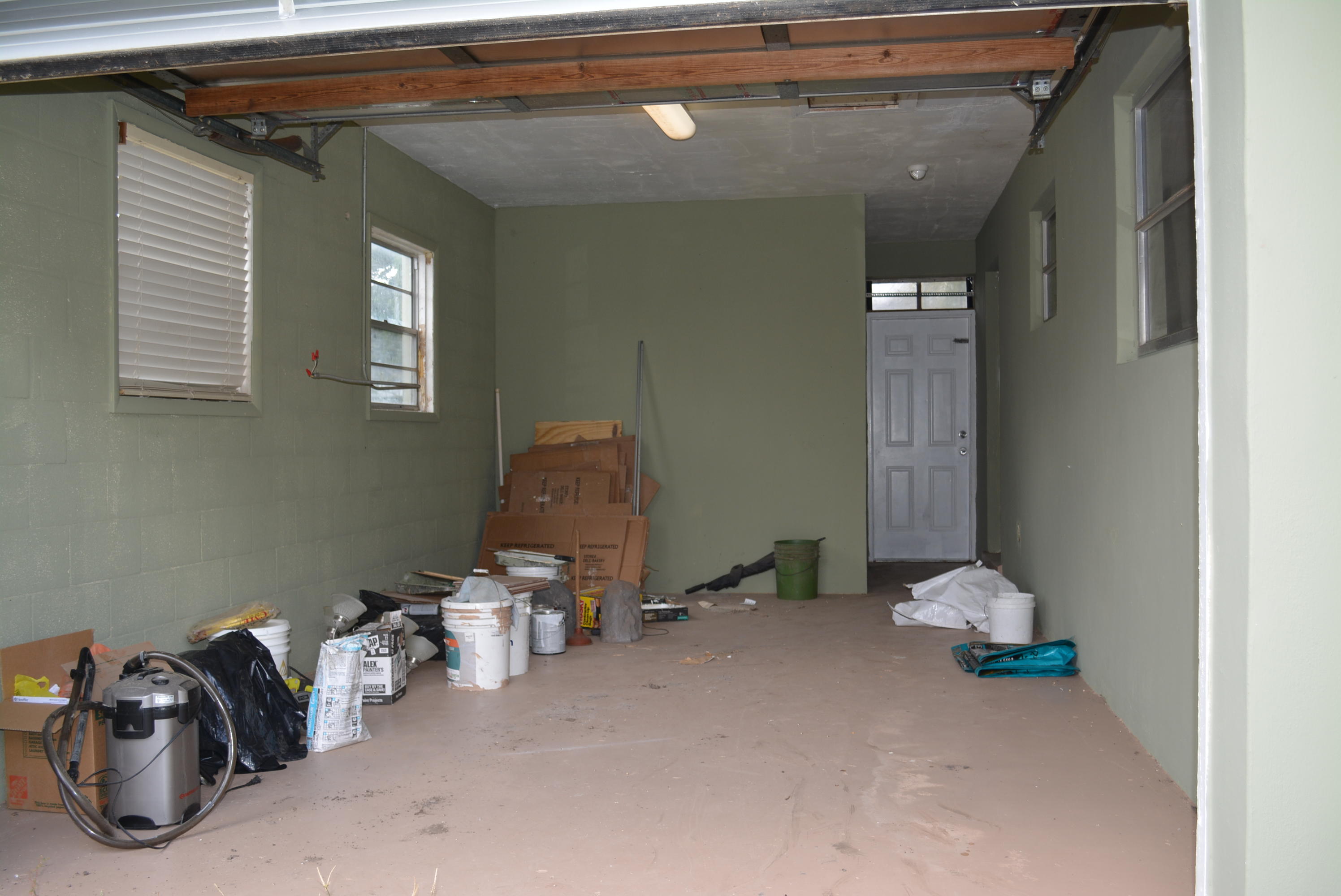 28520 Southwest 146th Avenue Homestead, FL 33033 - Photo 23 of 23 a room with gym equipment