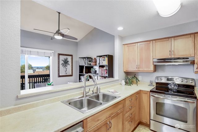 $339,000 | 1315 South Puget Drive, Unit C31, Renton, WA 98055