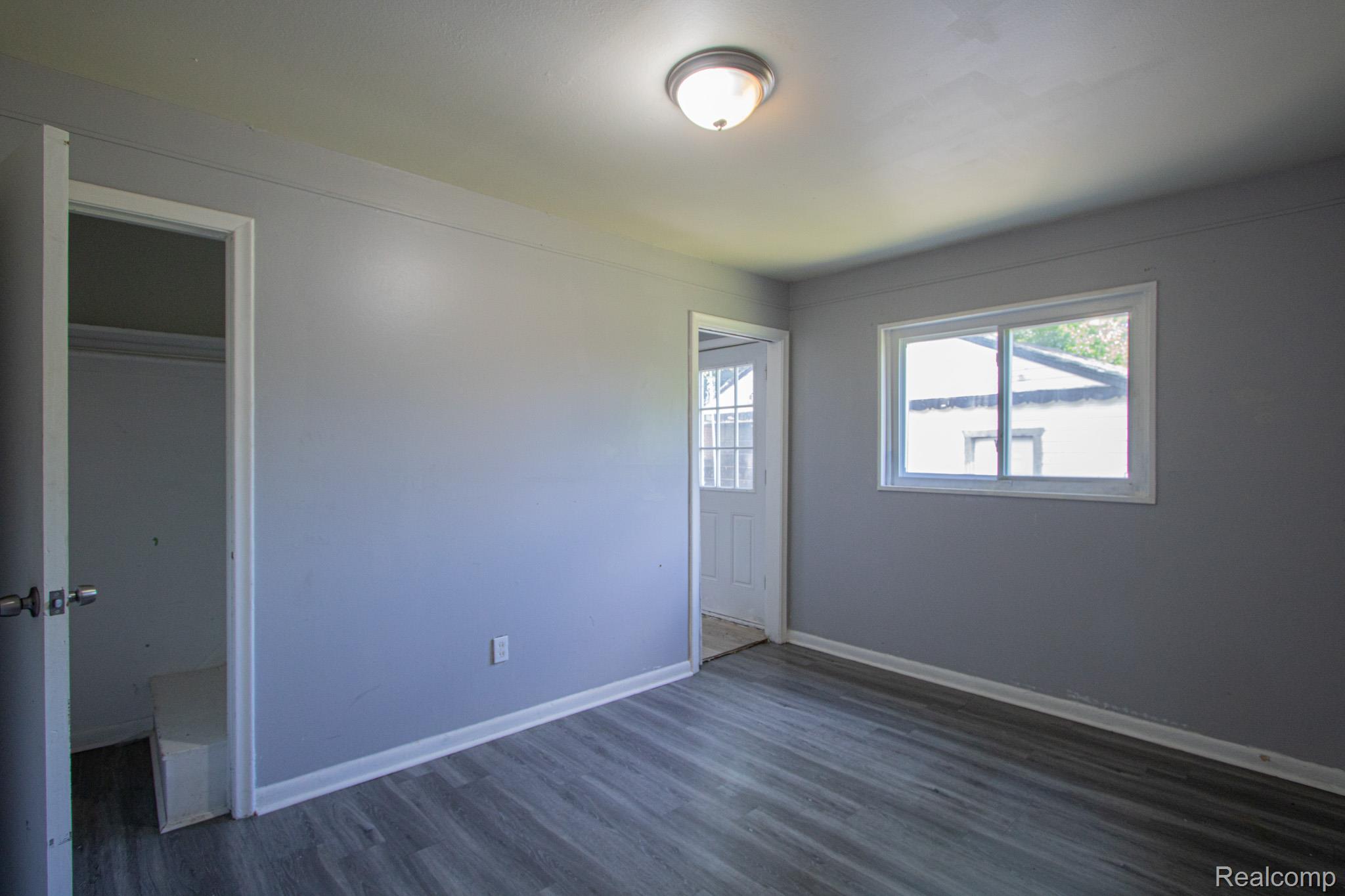 29864 Brooklane Street Inkster, MI 48141 - Photo 12 of 27 IMG_1867.jpg