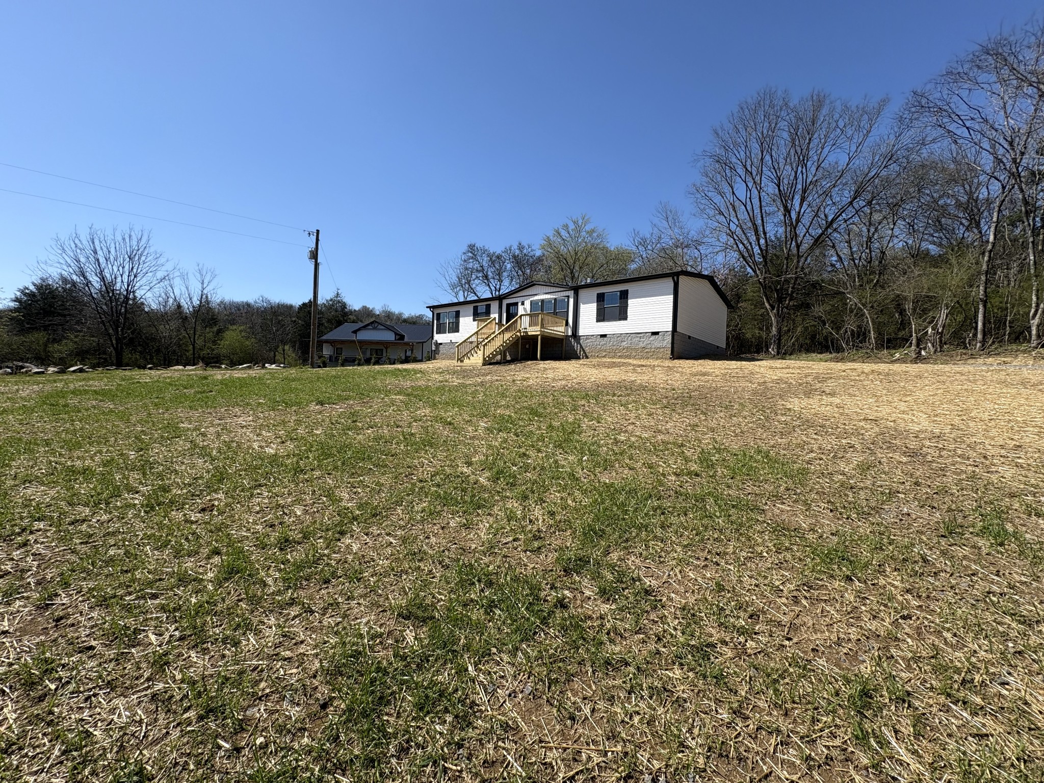 307 Enigma Road Chestnut Mound, TN 38552 - Photo 3 of 41