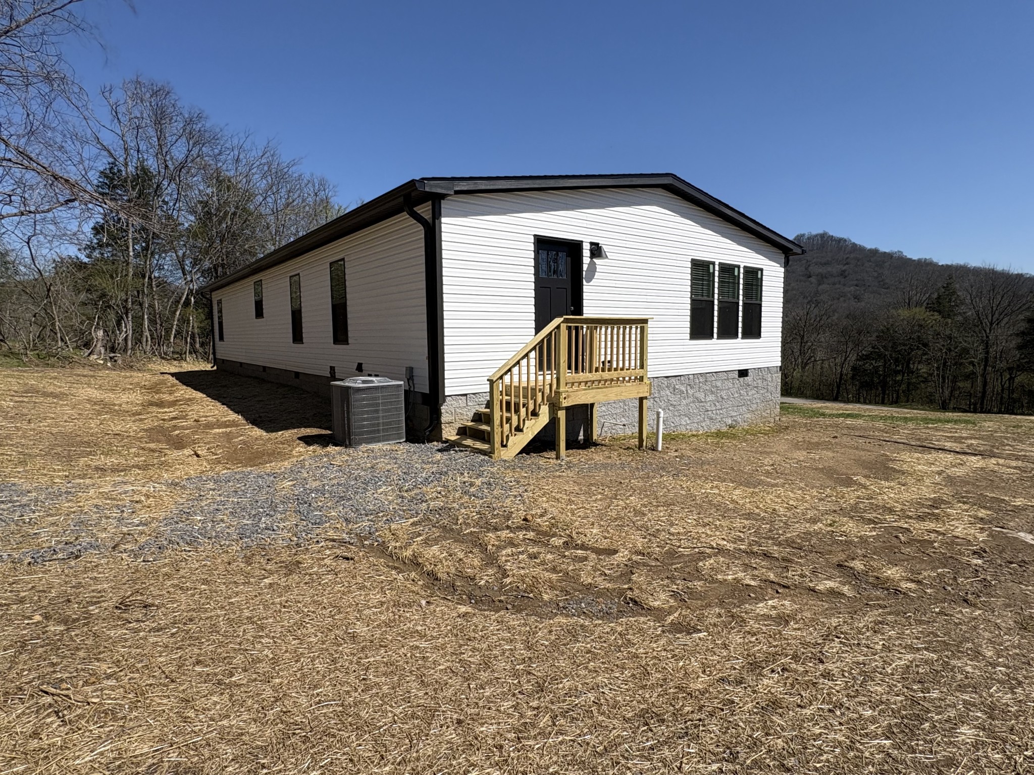 307 Enigma Road Chestnut Mound, TN 38552 - Photo 5 of 41