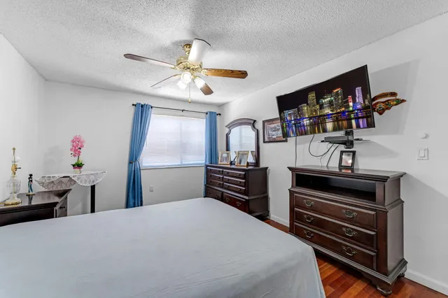 $380,000 | 14205 Southwest 57th Lane, Unit 5A6, Miami, FL 33183