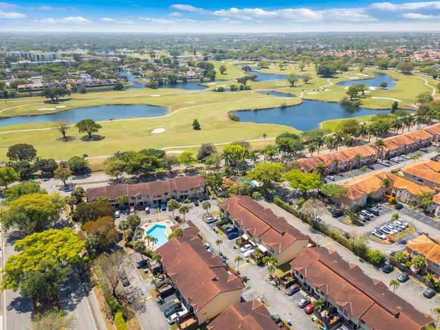 $380,000 | 14205 Southwest 57th Lane, Unit 5A6, Miami, FL 33183