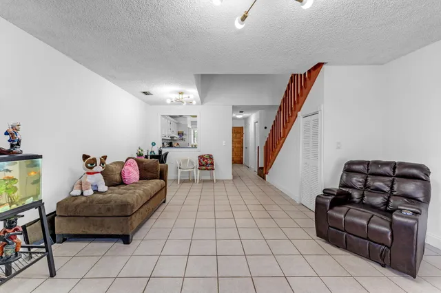 $380,000 | 14205 Southwest 57th Lane, Unit 5A6, Miami, FL 33183