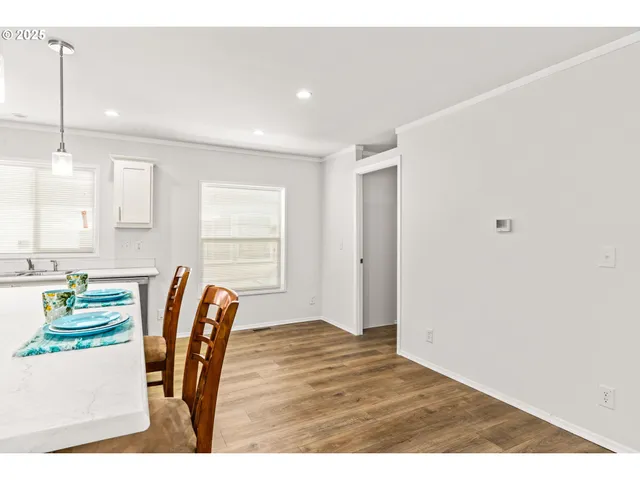 $199,850 | 1025 6th Street, Unit 83, Harrisburg, OR 97446