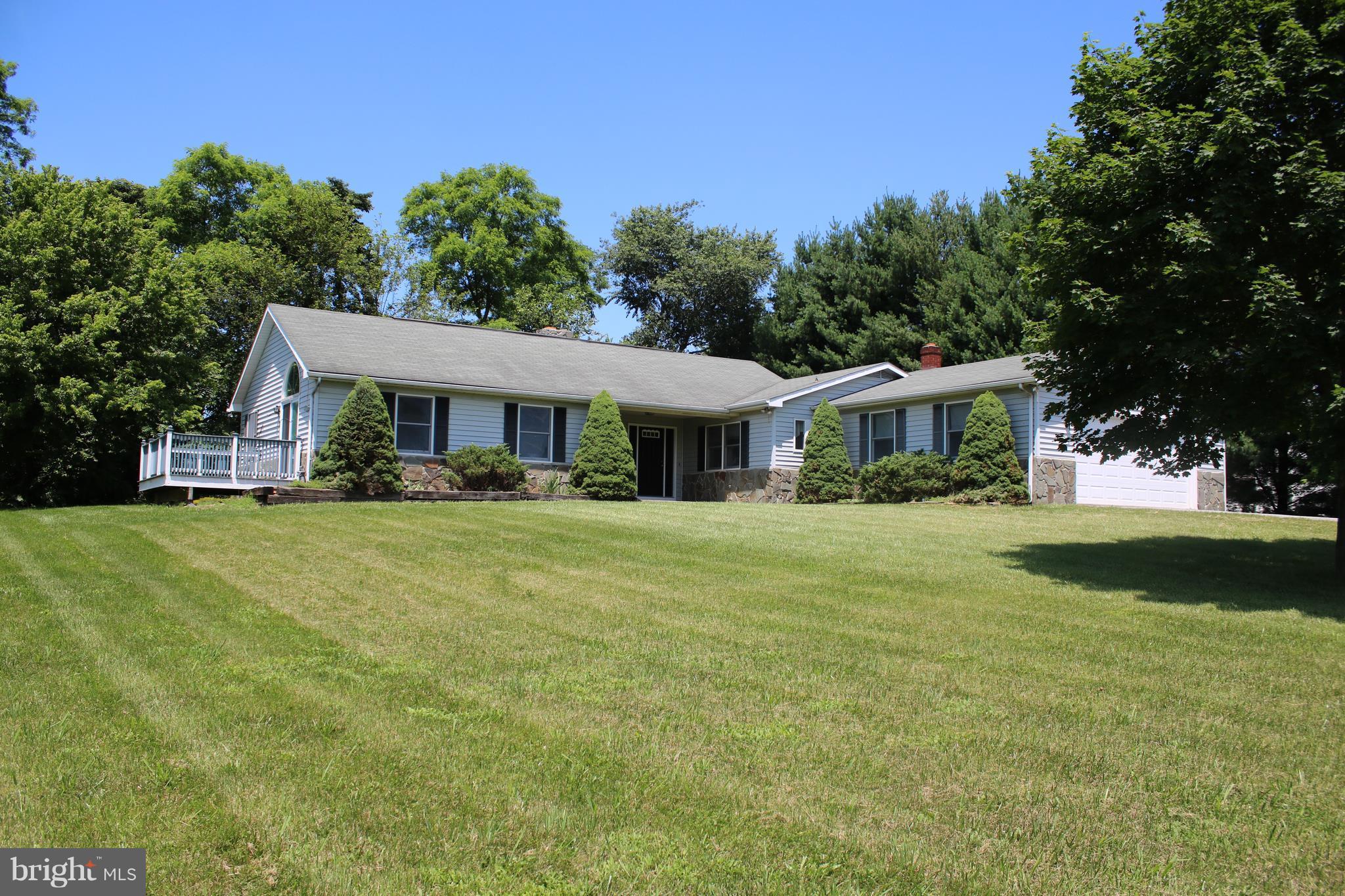 889 4 Seasons Road Westminster, MD 21157 - Photo 1 of 10 Exterior (Front)