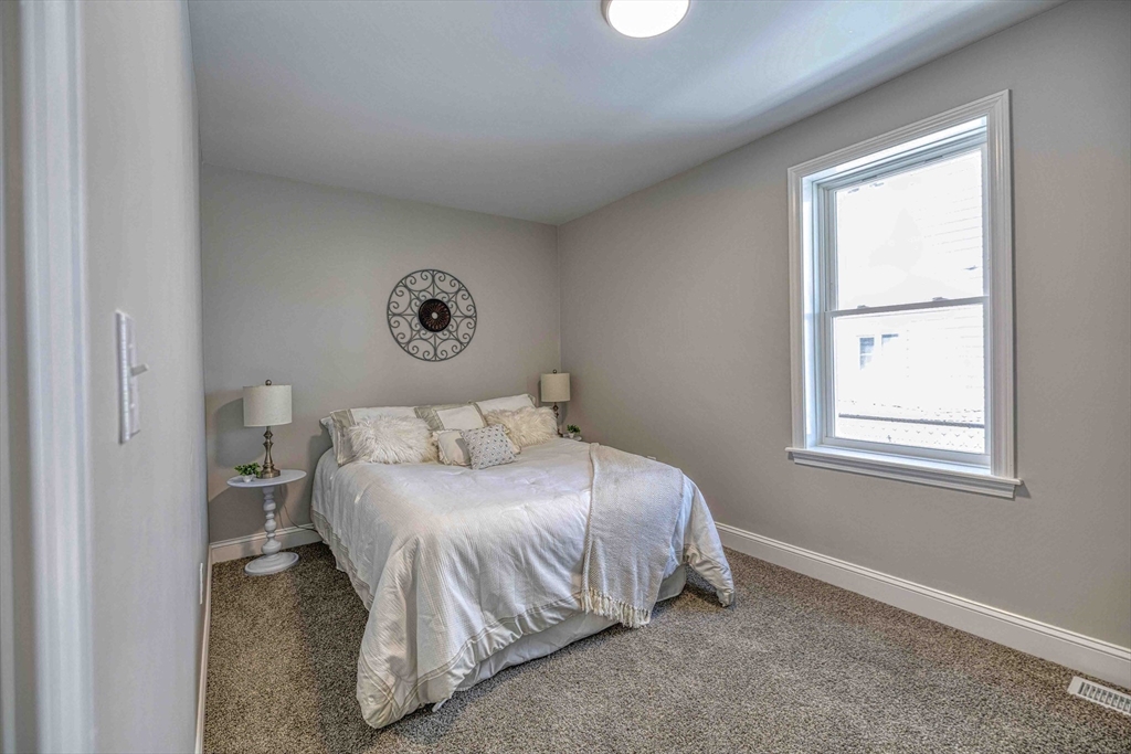 155 Mason Street Fall River, MA 02723 - Photo 8 of 19