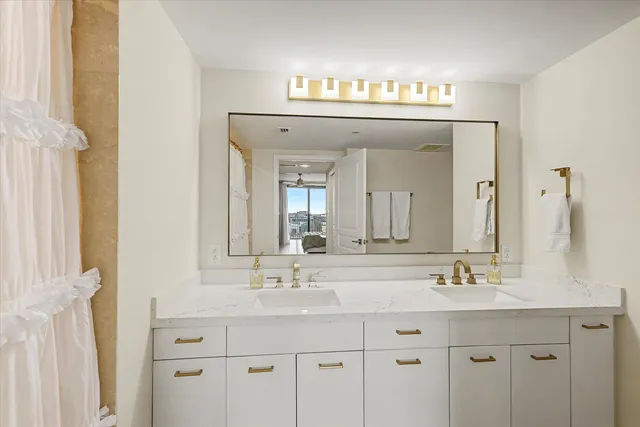 $319,900 | 300 South Duval Street, Unit 1608, Tallahassee, FL 32301